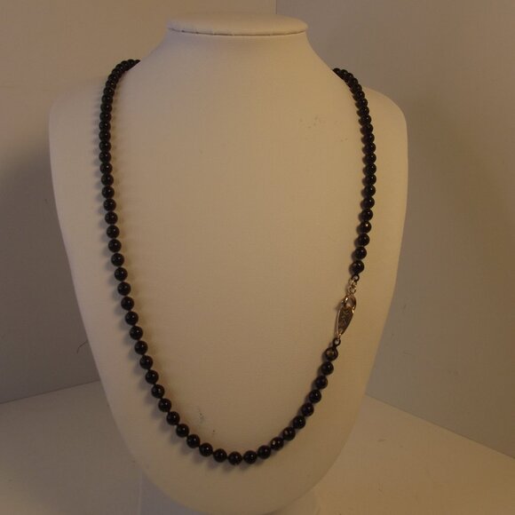 Vintage Oops A Daisy Black Gold Jade necklace Round Beads - Picture 6 of 6